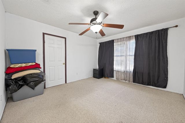 4726 Whispering Rock Lane, Spring, TX 77388