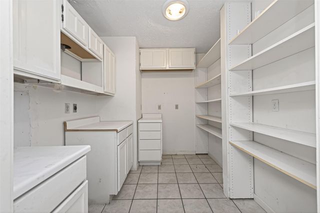 4726 Whispering Rock Lane, Spring, TX 77388