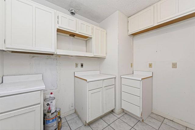 4726 Whispering Rock Lane, Spring, TX 77388