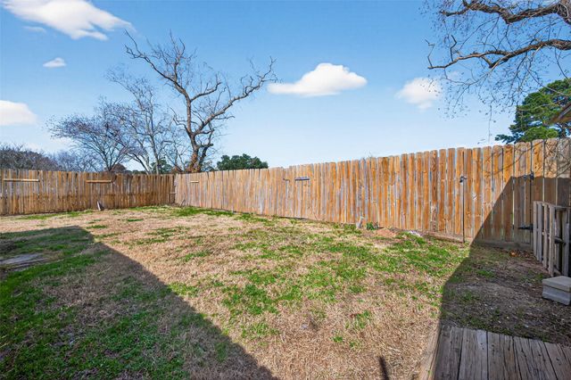 4726 Whispering Rock Lane, Spring, TX 77388