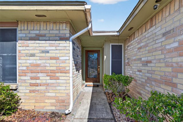 4726 Whispering Rock Lane, Spring, TX 77388