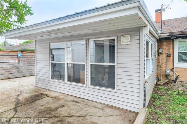3106 Cherokee Avenue, Flint, MI 48507
