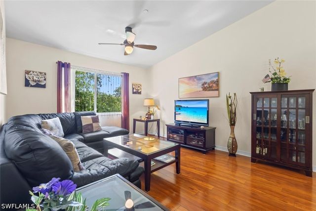 8288 Key Royal LN 1435, Naples, FL 34119