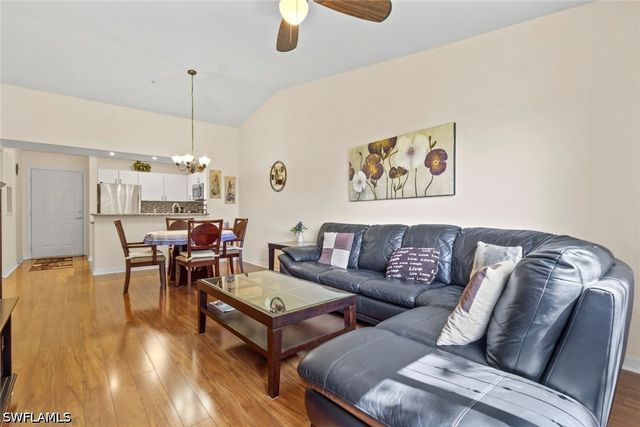 8288 Key Royal LN 1435, Naples, FL 34119