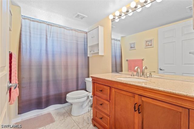 8288 Key Royal LN 1435, Naples, FL 34119