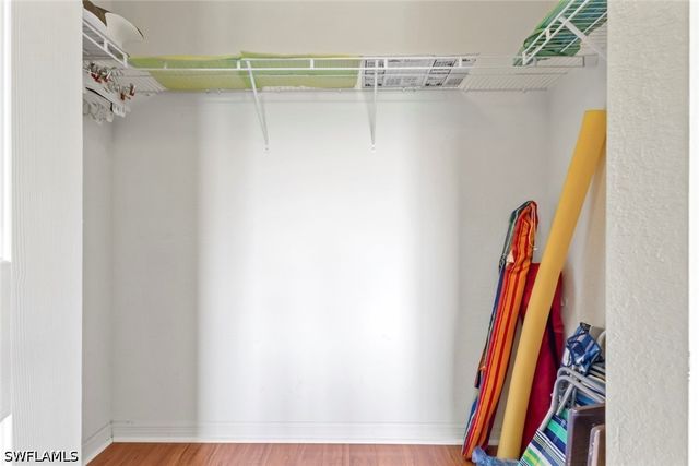 8288 Key Royal LN 1435, Naples, FL 34119