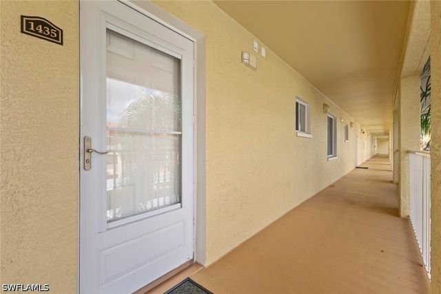 8288 Key Royal LN 1435, Naples, FL 34119