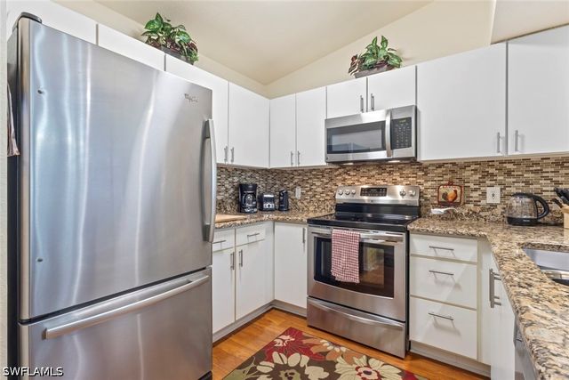 8288 Key Royal LN 1435, Naples, FL 34119