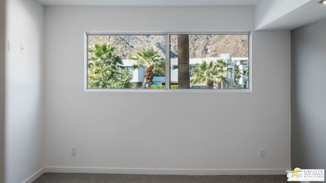 588 E San Lorenzo Road 202, Palm Springs, CA 92264