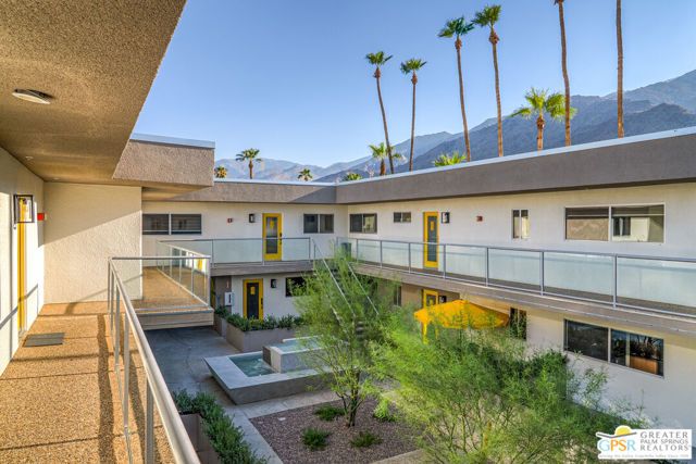 588 E San Lorenzo Road 202, Palm Springs, CA 92264