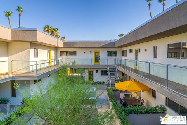588 E San Lorenzo Road 202, Palm Springs, CA 92264