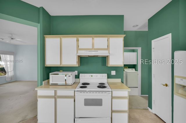 2 Huquenin Ct, Bluffton, SC 29909