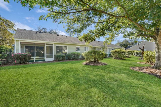 2 Huquenin Ct, Bluffton, SC 29909