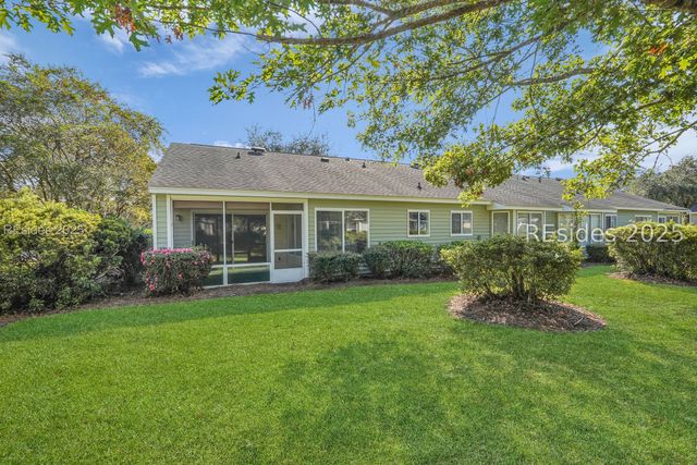 2 Huquenin Ct, Bluffton, SC 29909