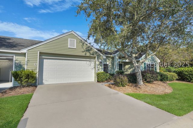 2 Huquenin Ct, Bluffton, SC 29909