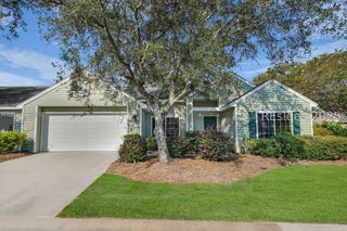 2 Huquenin Ct, Bluffton, SC 29909
