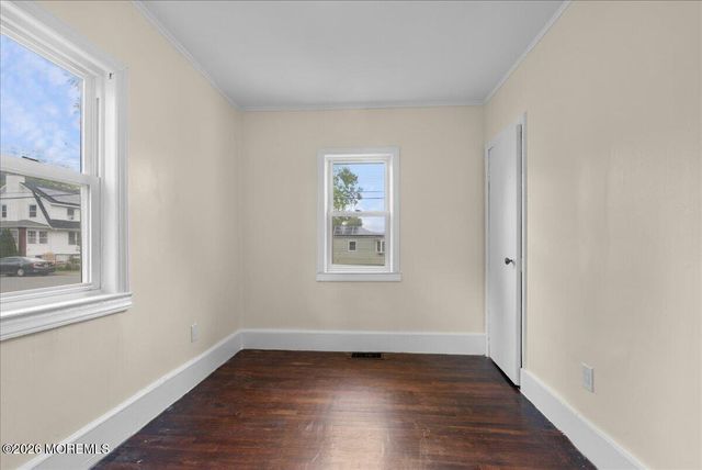76 Peach Street, Tinton Falls, NJ 07724