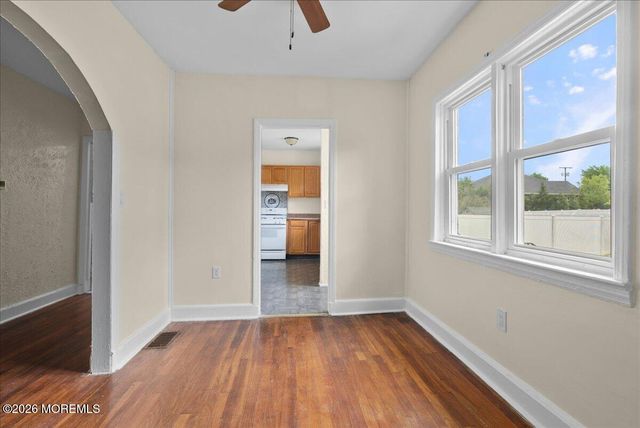 76 Peach Street, Tinton Falls, NJ 07724