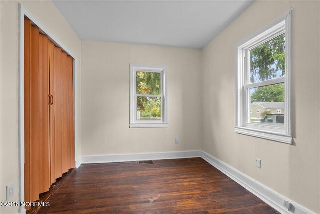 76 Peach Street, Tinton Falls, NJ 07724