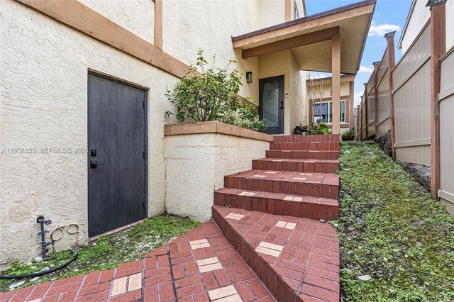 21839 SW 100th Pl, Cutler Bay, FL 33190