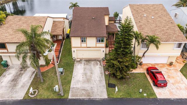 21839 SW 100th Pl, Cutler Bay, FL 33190