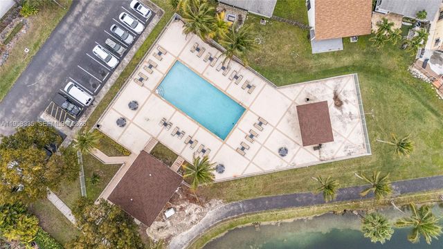 21839 SW 100th Pl, Cutler Bay, FL 33190