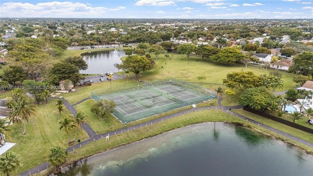 21839 SW 100th Pl, Cutler Bay, FL 33190