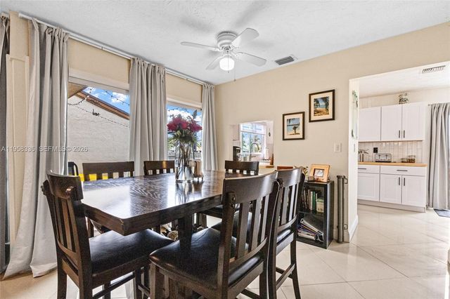 21839 SW 100th Pl, Cutler Bay, FL 33190