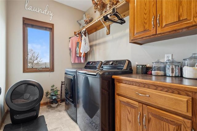 1301 NE Horizon Drive, Lee's Summit, MO 64086