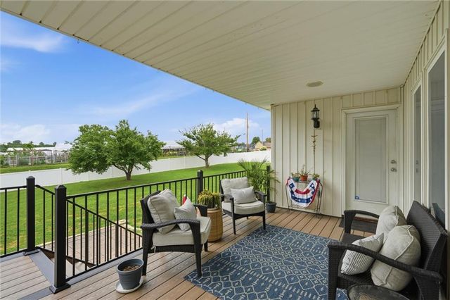 1301 NE Horizon Drive, Lee's Summit, MO 64086