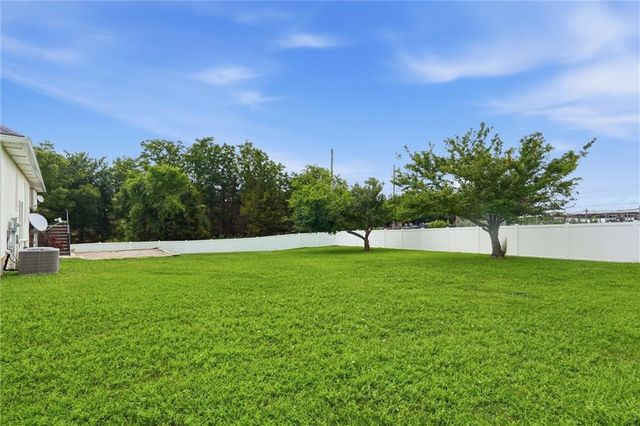 1301 NE Horizon Drive, Lee's Summit, MO 64086