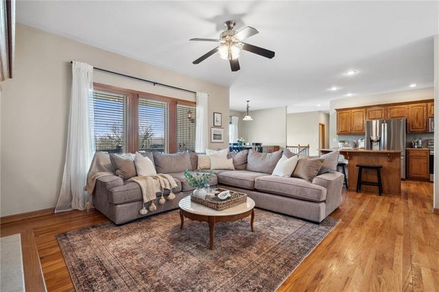 1301 NE Horizon Drive, Lee's Summit, MO 64086