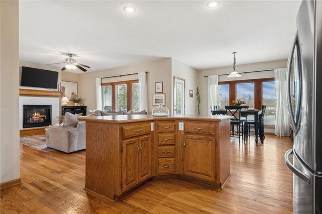 1301 NE Horizon Drive, Lee's Summit, MO 64086