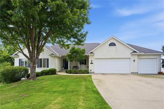 1301 NE Horizon Drive, Lee's Summit, MO 64086