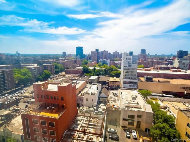 138-35 39th Avenue 12F, Flushing, NY 11354