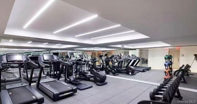 138-35 39th Avenue 12F, Flushing, NY 11354