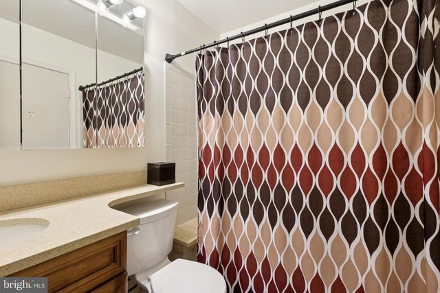 339 CONSTITUTION CIR, North Brunswick, NJ 08902