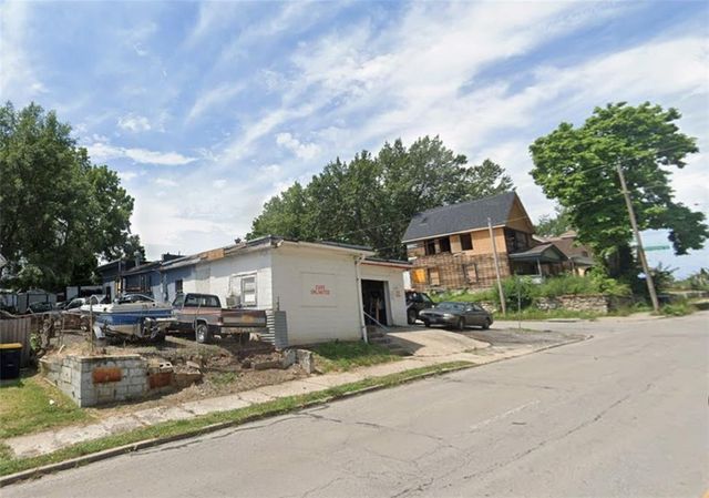 4401 E 27th Street, Kansas City, MO 64127