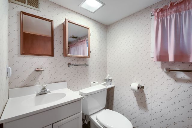 3755 W 112th Place, Chicago, IL 60655