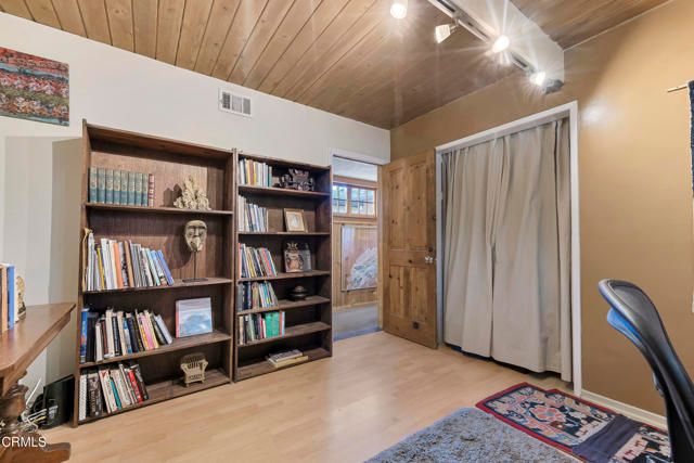 2443 Shields Street, La Crescenta, CA 91214