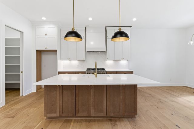 478 Mount Pleasant Rd, Kingston Springs, TN 37082