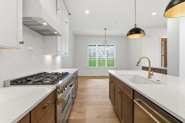 478 Mount Pleasant Rd, Kingston Springs, TN 37082