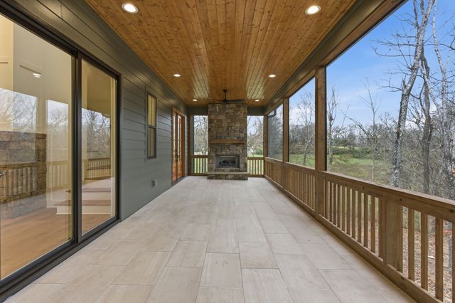 478 Mount Pleasant Rd, Kingston Springs, TN 37082