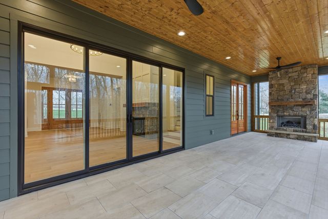 478 Mount Pleasant Rd, Kingston Springs, TN 37082