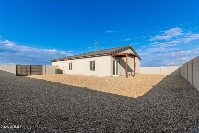 9500 W Kramer Lane, Arizona City, AZ 85123