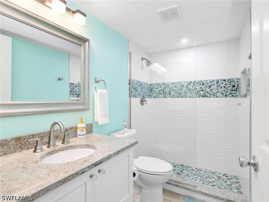 Image 24 of property listing at 1112 SW 48th TER C101, Cape Coral, FL 33914