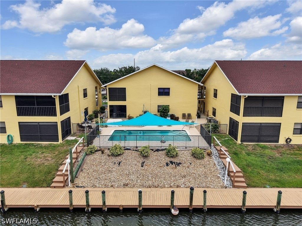 Image 29 of property listing at 1112 SW 48th TER C101, Cape Coral, FL 33914