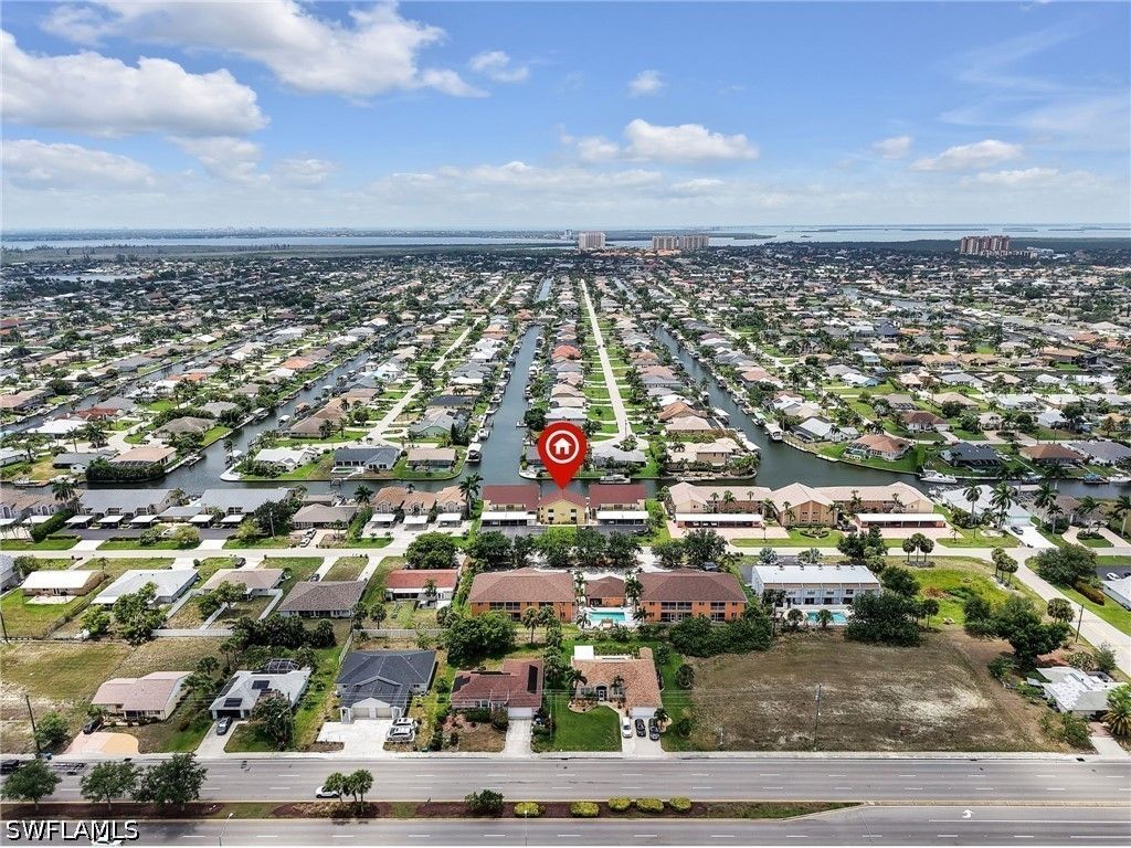 Image 35 of property listing at 1112 SW 48th TER C101, Cape Coral, FL 33914