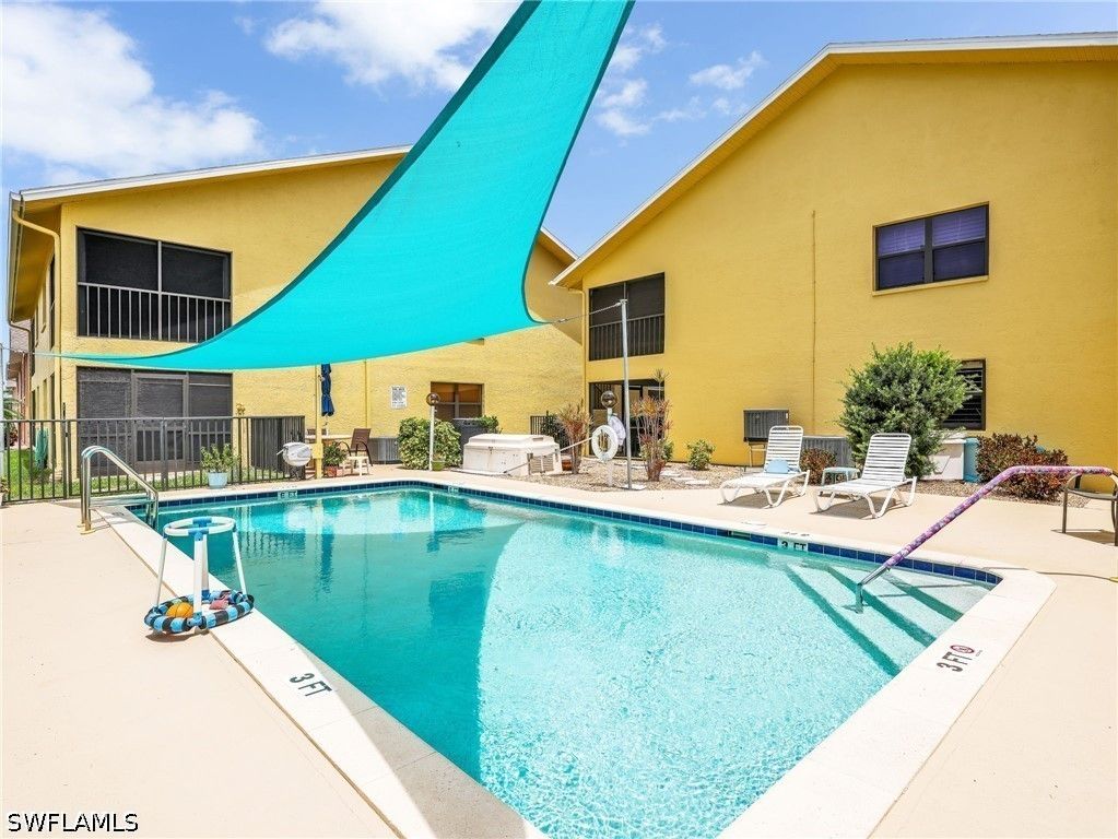 Image 36 of property listing at 1112 SW 48th TER C101, Cape Coral, FL 33914
