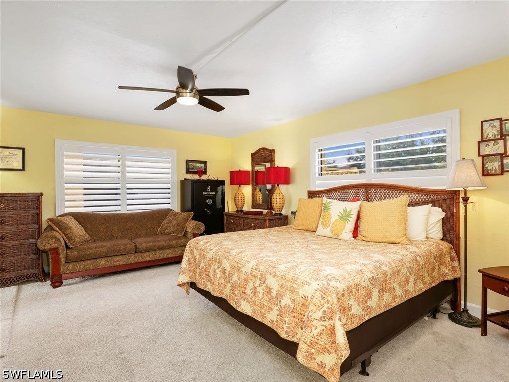 Image 4 of property listing at 1112 SW 48th TER C101, Cape Coral, FL 33914
